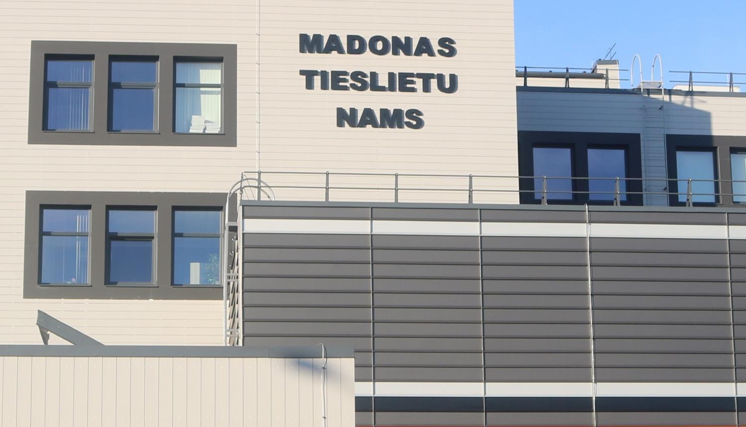 Madonā svinīgi atklāj tieslietu namu